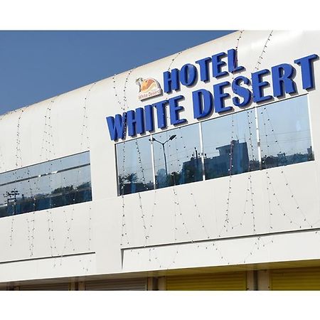 Hotel White Desert Bhuj Exterior photo